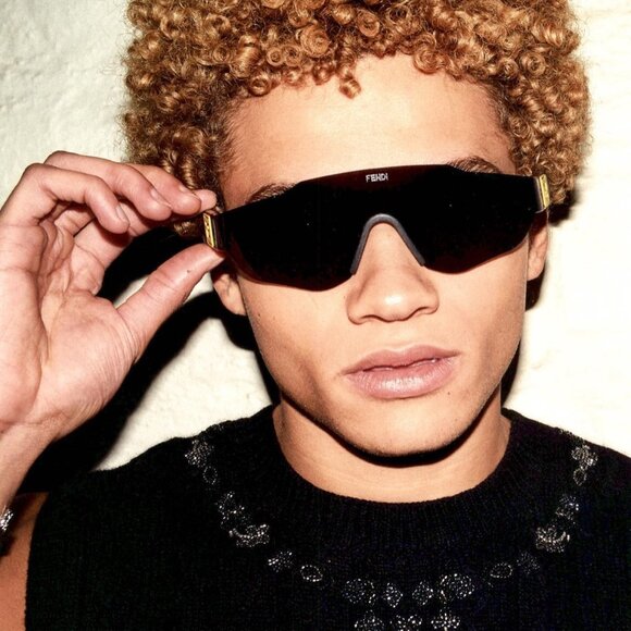 Final Price! Fendi FE40088U-Y 01A Black Grey Sunglasses - Picture 2 of 14